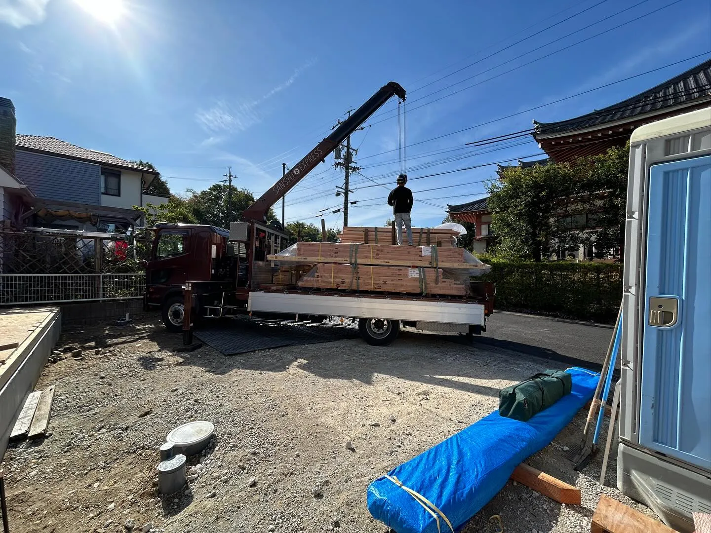ボタニカルハウス上棟材搬入 足場工事完了